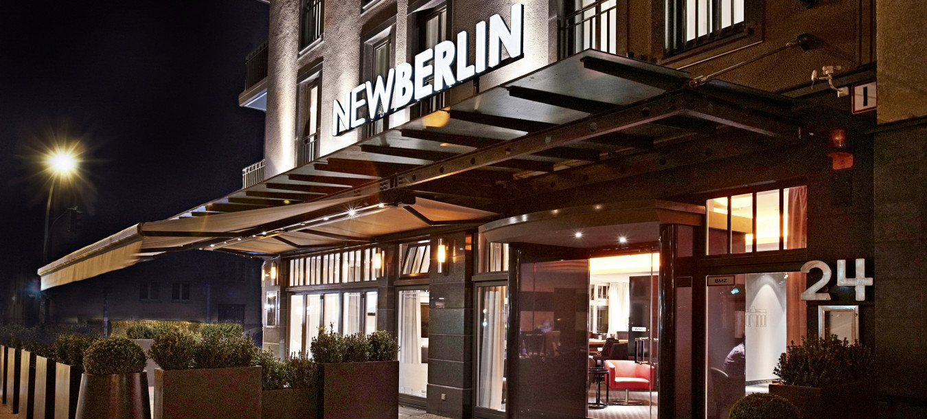  das NEWBERLIN von oben mit der Drohne fotografiert. 